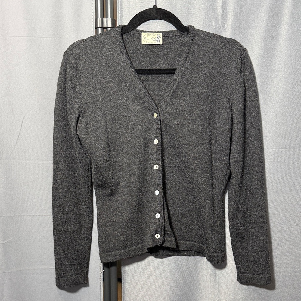 Vintage Ericobel Merino Wool Blend EUC V-Neck Cardigan Made in Italy